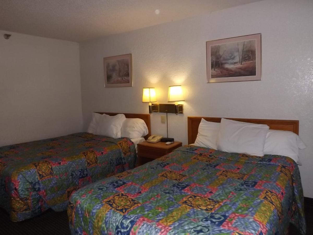 Hotel Kci Kansas City